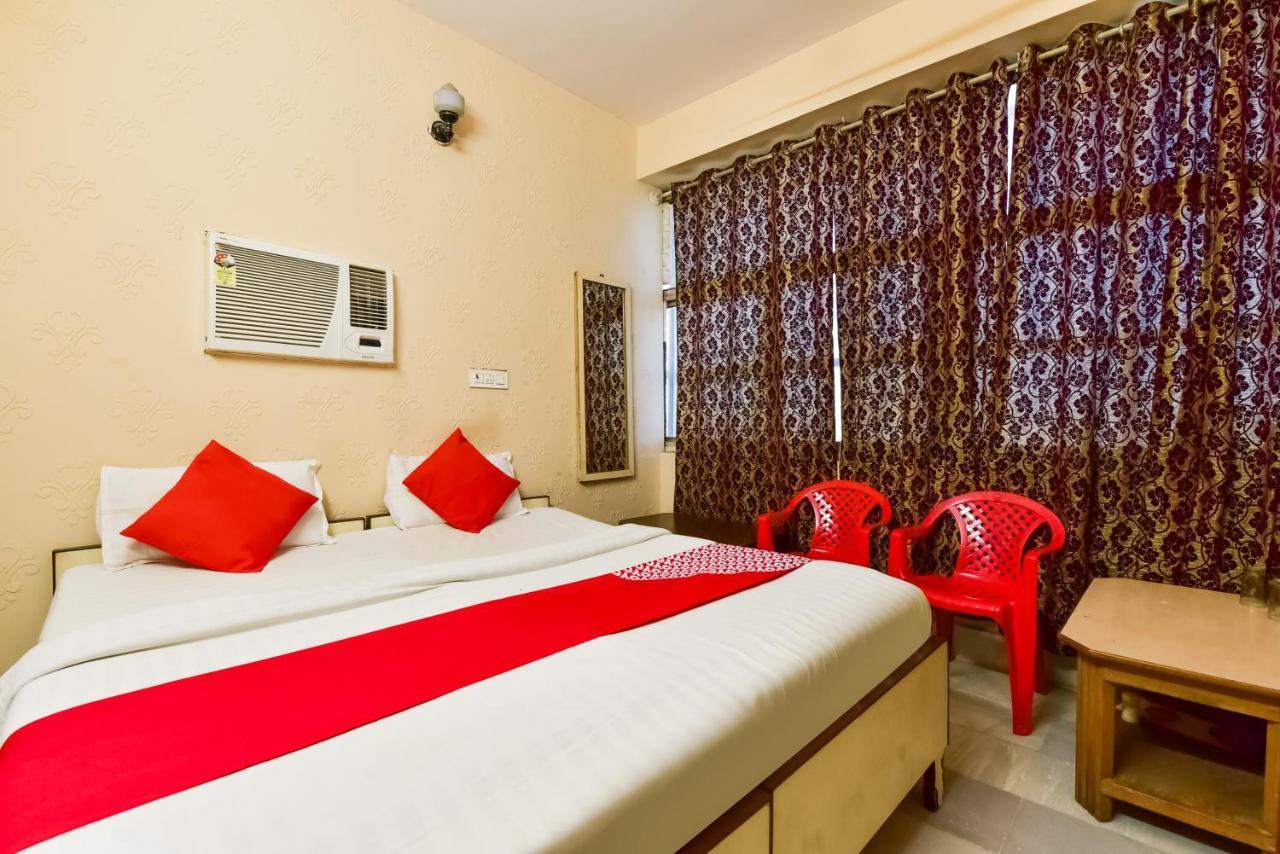 Oyo 72463 Hotel Sunder Palace ジョードプル エクステリア 写真