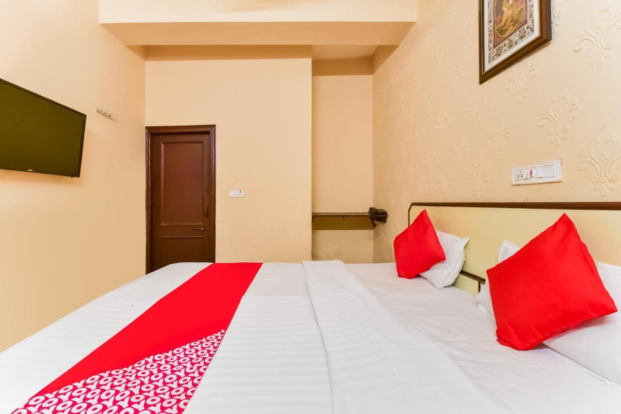 Oyo 72463 Hotel Sunder Palace ジョードプル エクステリア 写真