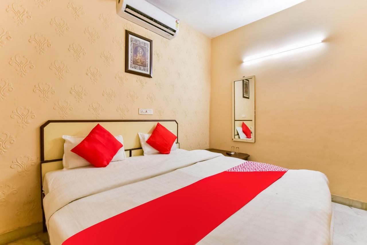 Oyo 72463 Hotel Sunder Palace ジョードプル エクステリア 写真